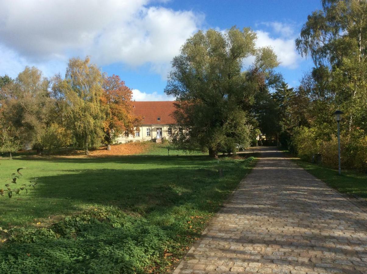 Gutshaus Alt-jargenow * Alt Jargenow